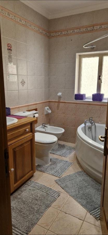 אטרד Saracini'S Homestay מראה חיצוני תמונה