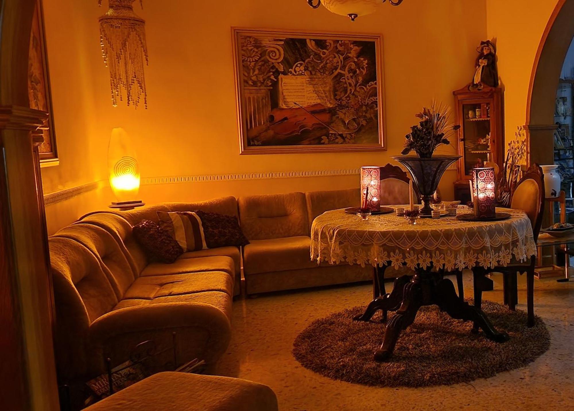 אטרד Saracini'S Homestay מראה חיצוני תמונה
