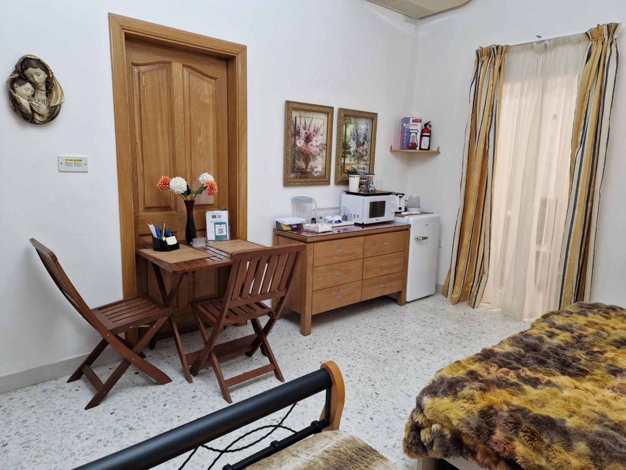 אטרד Saracini'S Homestay מראה חיצוני תמונה