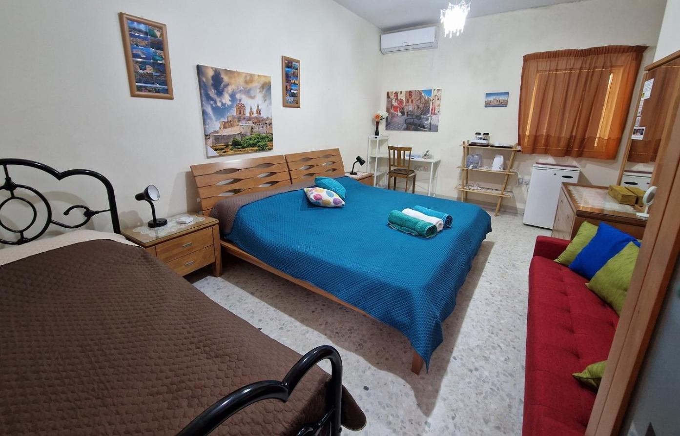 אטרד Saracini'S Homestay מראה חיצוני תמונה
